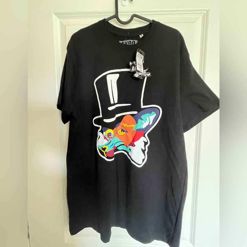 Akoo Short Sleeve Black Tee Size Large